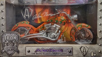 Arlen Ness Iron Legends 1/6 Replica Orange and Green Motorcycle in Box