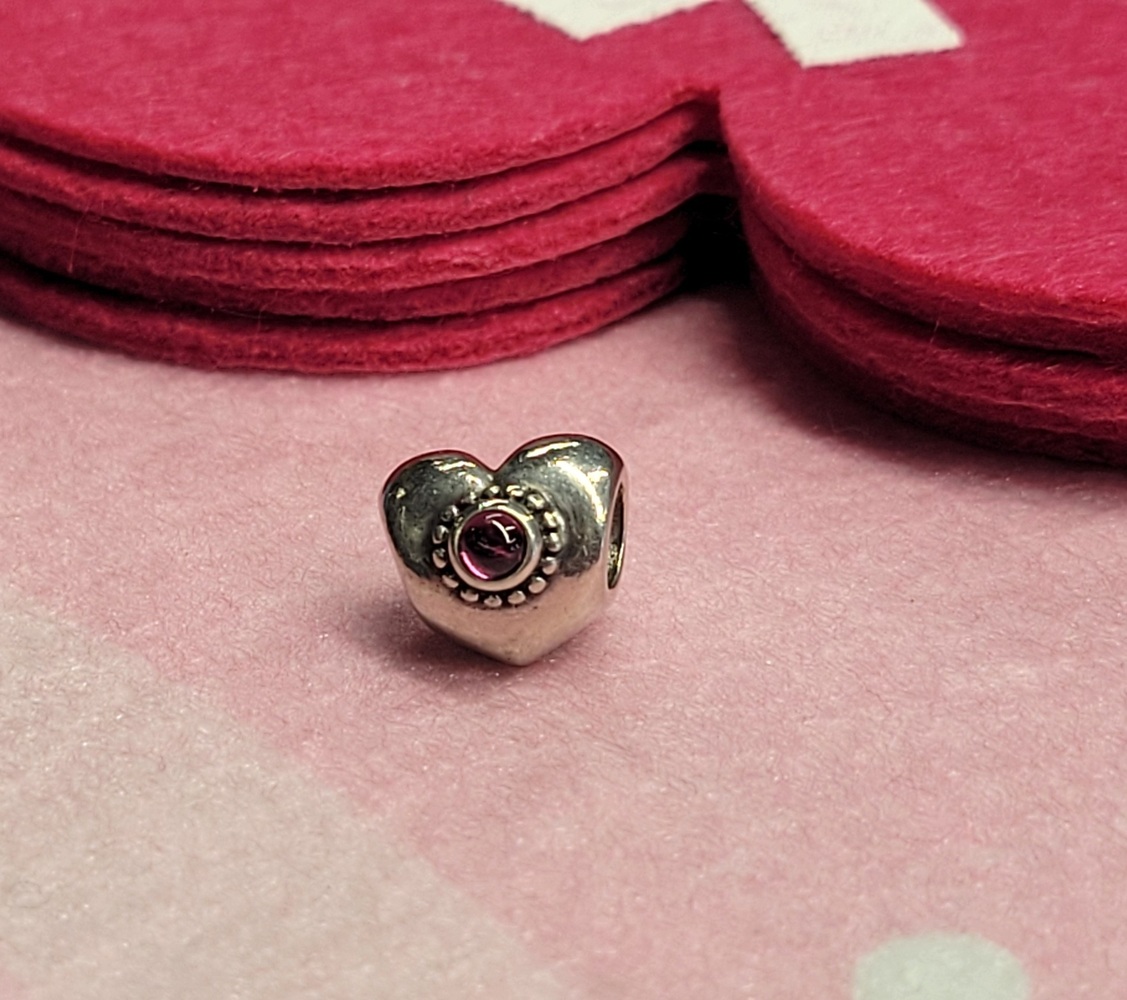 Genuine Pandora Rhodolite Garnet Treasured Hearts 0.925% Silver Charm
