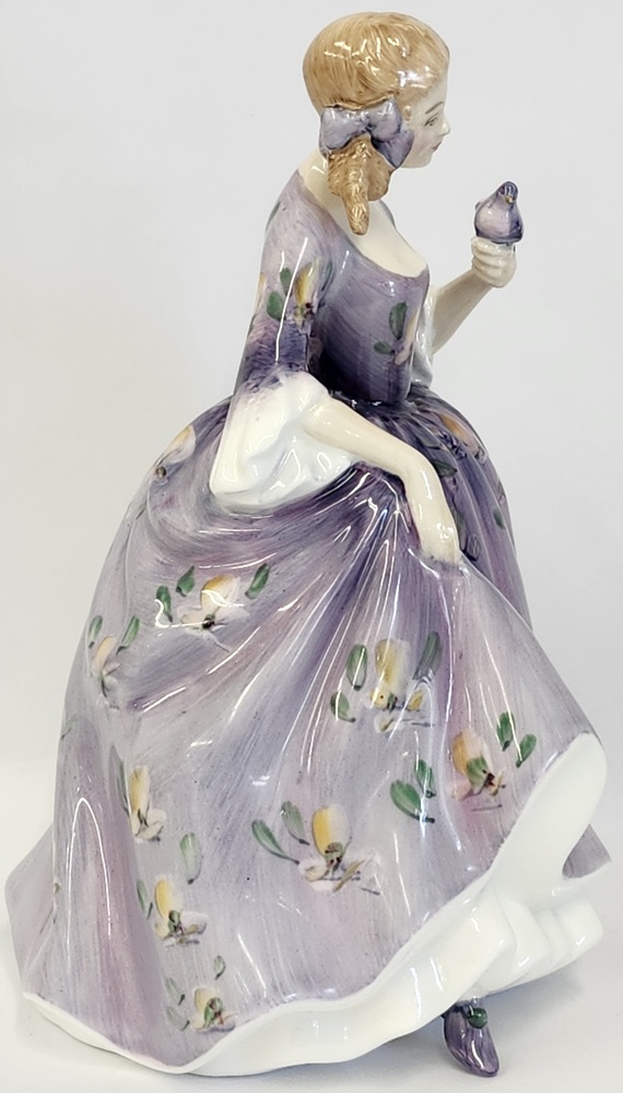 Royal Doulton 1977 "Nicola" Collectible Figurine Avenue Shop Swap & Sell