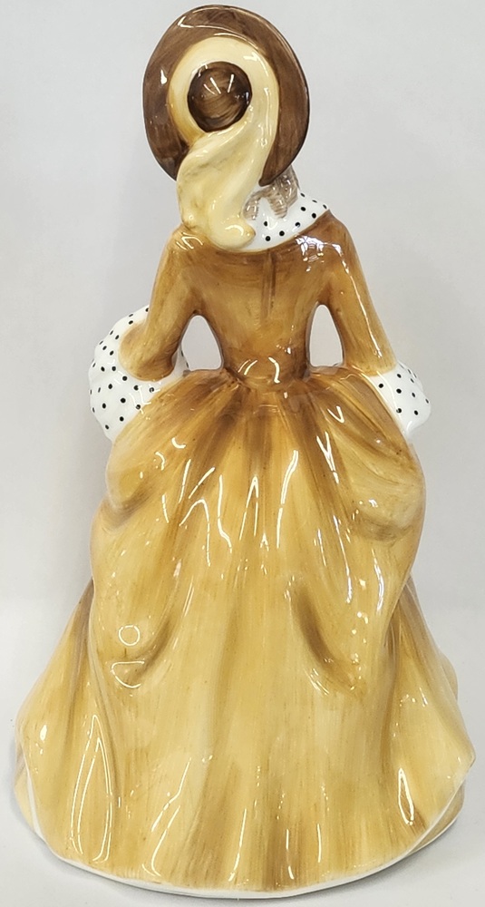 Royal Doulton "Sandra" 1968 Collectible Figurine Avenue Shop Swap & Sell