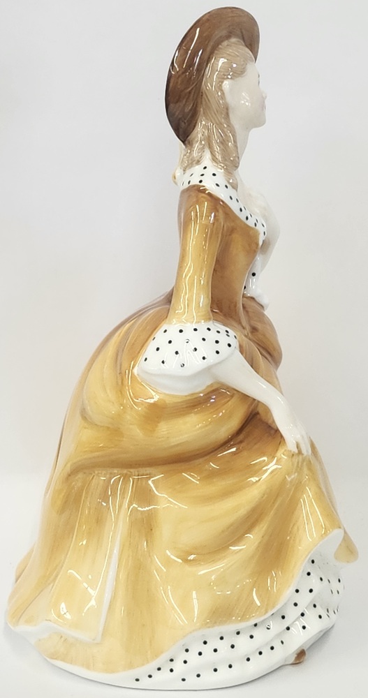 Royal Doulton "Sandra" 1968 Collectible Figurine Avenue Shop Swap & Sell