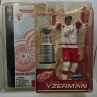 Steve Yzerman McFarlane Detroit Red Wings 2003 Figure