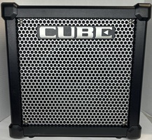 Roland Guitar Amplifier CUBE-20GX in Black with Cords!