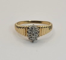 10 Karat Yellow Gold Diamond Cluster Ring