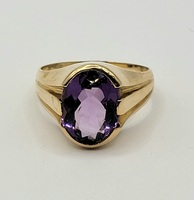 14k Yellow Gold Purple Oval Gemstone Solitaire Ring Size 10.5
