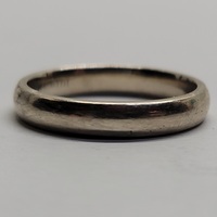14 Karat White Gold 4mm Plain Band Ring - Size: 10.5