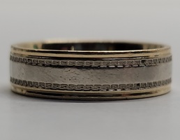 10 Karat Two Tone Yellow and White Gold 6mm Band Ring - Size: 9.75