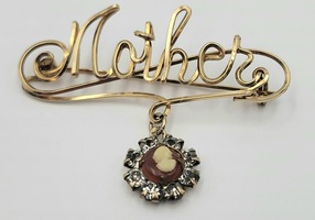 Vintage Gold Tone Wire "Mother" Brooch with Cameo & Rhinestones