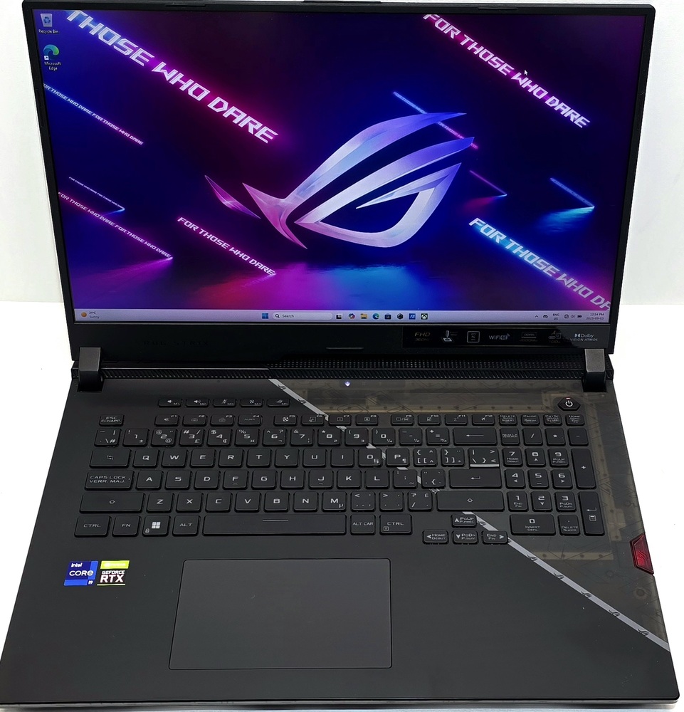 ASUS ROG Strix SCAR 17 G733PY Review con AMD Ryzen 9 7945HX [Análisis