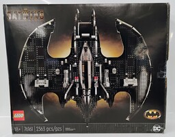 1989 Mountable Lego Batwing Set (76161)