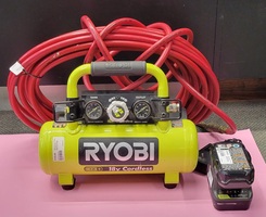 Ryobi One+ 18V Cordless One Gallon Air Compressor with Hose/Battery & Charger