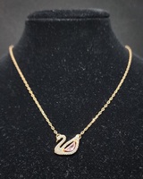 Swarovski Dazzling Swan Necklace *Discoloured Clasp*