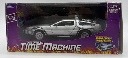 DeLorean Time Machine Back to the Future - 1:24 Welly Diecast Model Car 2443W