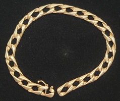 10 Karat Yellow Gold Curb Bracelet - Size: 8-inch