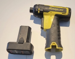 Snap-On 14.4V 1/4" Hex MicroLithium Cordless Toggle Screwdriver with Battery