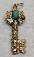 Vintage Art Deco Ornate Jeweled 10 Karat Yellow Gold Skeleton Key Pendant