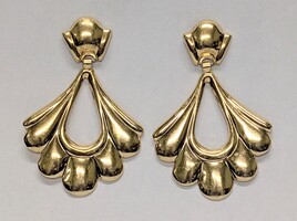 14 Karat Yellow Gold Drop Dagle Earrings