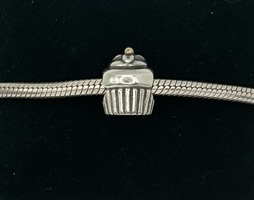 Retired Pandora CUPCAKE Sterling Silver with 14K Gold #790417