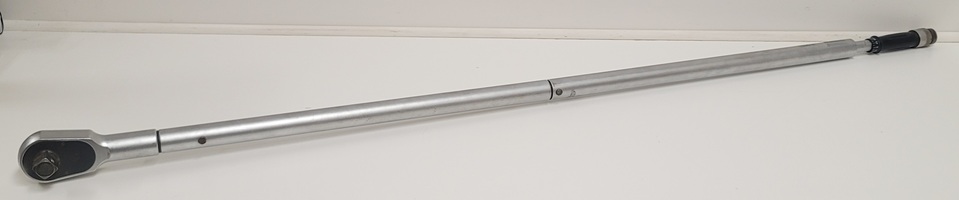 Genius Torque Wrench 200-1000-ft-lbs 1-In Drive Precision Adjustable (881000F)