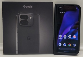 Google Pixel 9 Pro Fold 256GB Obsidian UNLOCKED + Box & Case (GA05518-US)