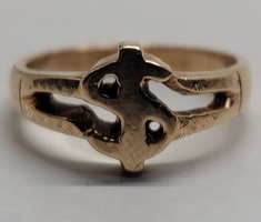 14 Karat Yellow Gold MONEY SIGN $ Ring - Size: 6.25