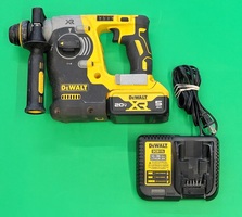 Dewalt XR 20V Max SDS Brushless Hammer with 5Ah Battery Pack & Charger