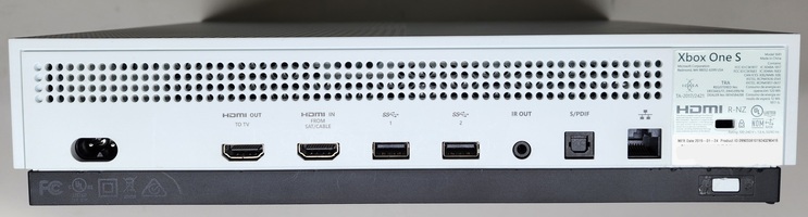*NOT WORKING* Xbox One S 1 TB W/ Power Cord (PLEASE READ)