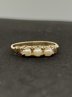 10K Yellow Gold Triple "Pearl" Ring Size 6.75