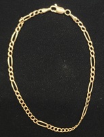 10 Karat Yellow Gold Figaro Bracelet - Size: 8-inch