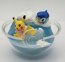 Pokemon Center Mini Terrarium Pikachu & Piplup 