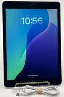 Apple 10.2" iPad 7th Generation 32GB WiFi w. Charger (2019) Space Gray 