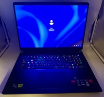MSI Vector 17 HX - 17", i9-13980HX, GTX 4080, 32gb RAM, 1tb SSD
