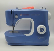 Singer Sewing Machine Model M3330 