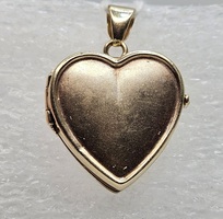 10 Karat Yellow Gold Heart Locket Pendant