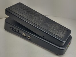 Behringer Hell Babe HB01 Wah-Wah Guitar Effects Pedal *Tested*