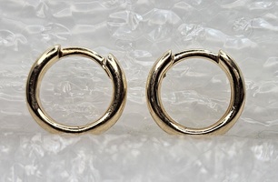 10 Karat Yellow Gold Hoop Earrings