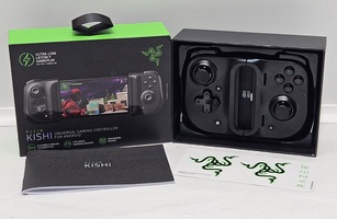 Razer KISHI Universal Gaming Controller For Android In Box