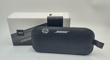 Bose Flex Soundlink Black Bluetooth Speaker in Box (Model 435910)