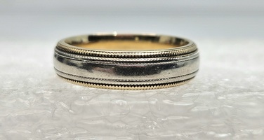 10 Karat Two Tone White/Yellow Gold Band - Size 8