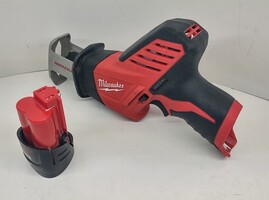 Milwaukee Reciprocating Hackzall (2420-20) W/M12 1.5ah Battery