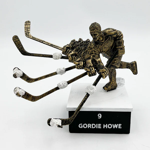Gordie Howe Detroit Red Wings #9 Farewell Statue Replica