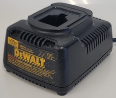 OEM Dewalt 7.2V - 18V 1-Hour Ni-Cad Stick Battery Charger (DW9116)