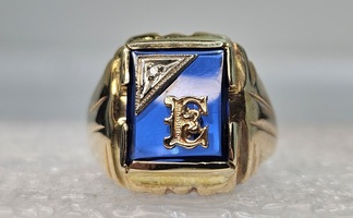 10 Karat Yellow Gold "E" Initial Monogram Ring - Size 8.75