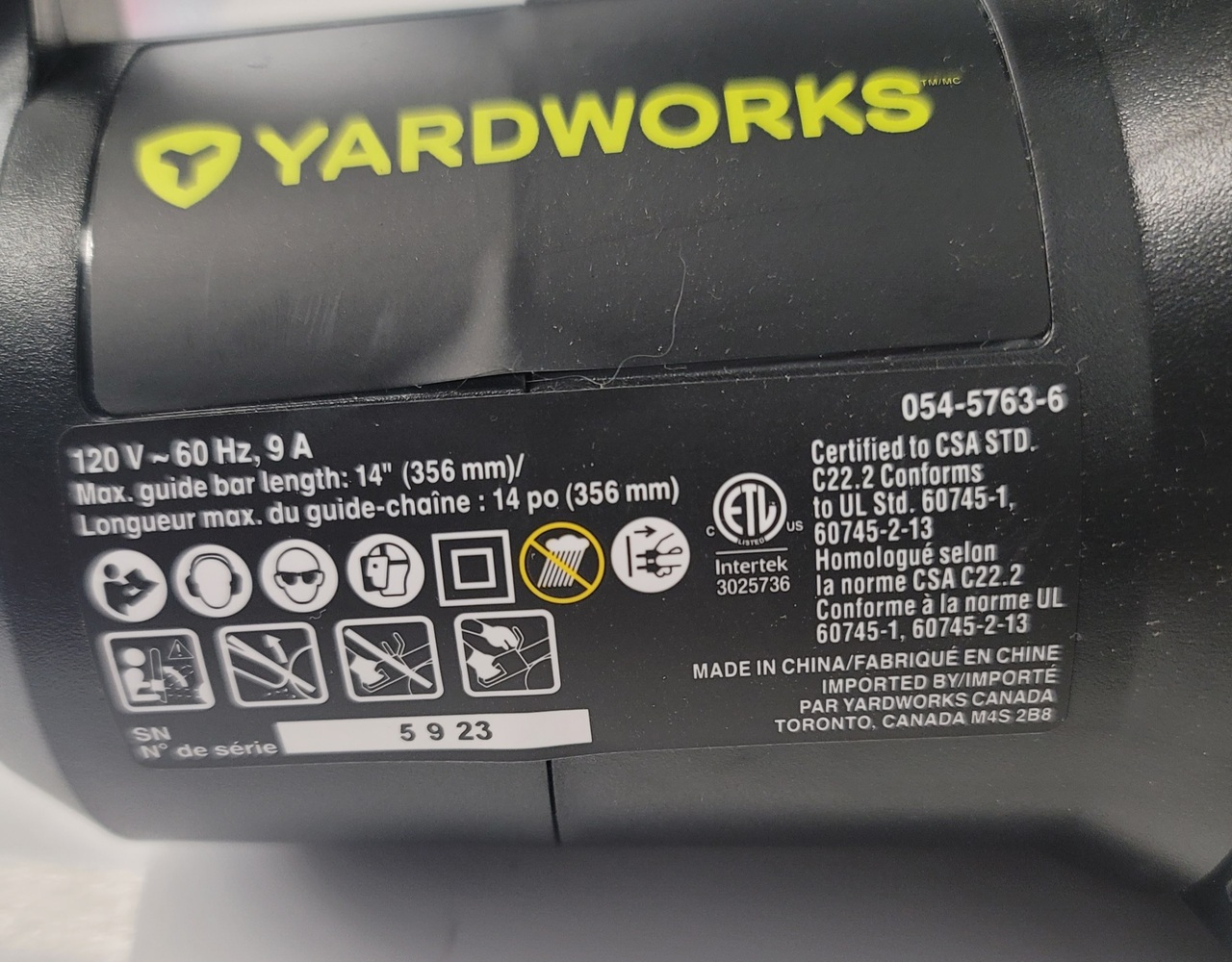Yardworks 9 Amp 14-Inch Electric Corded Chainsaw (054-5763-6