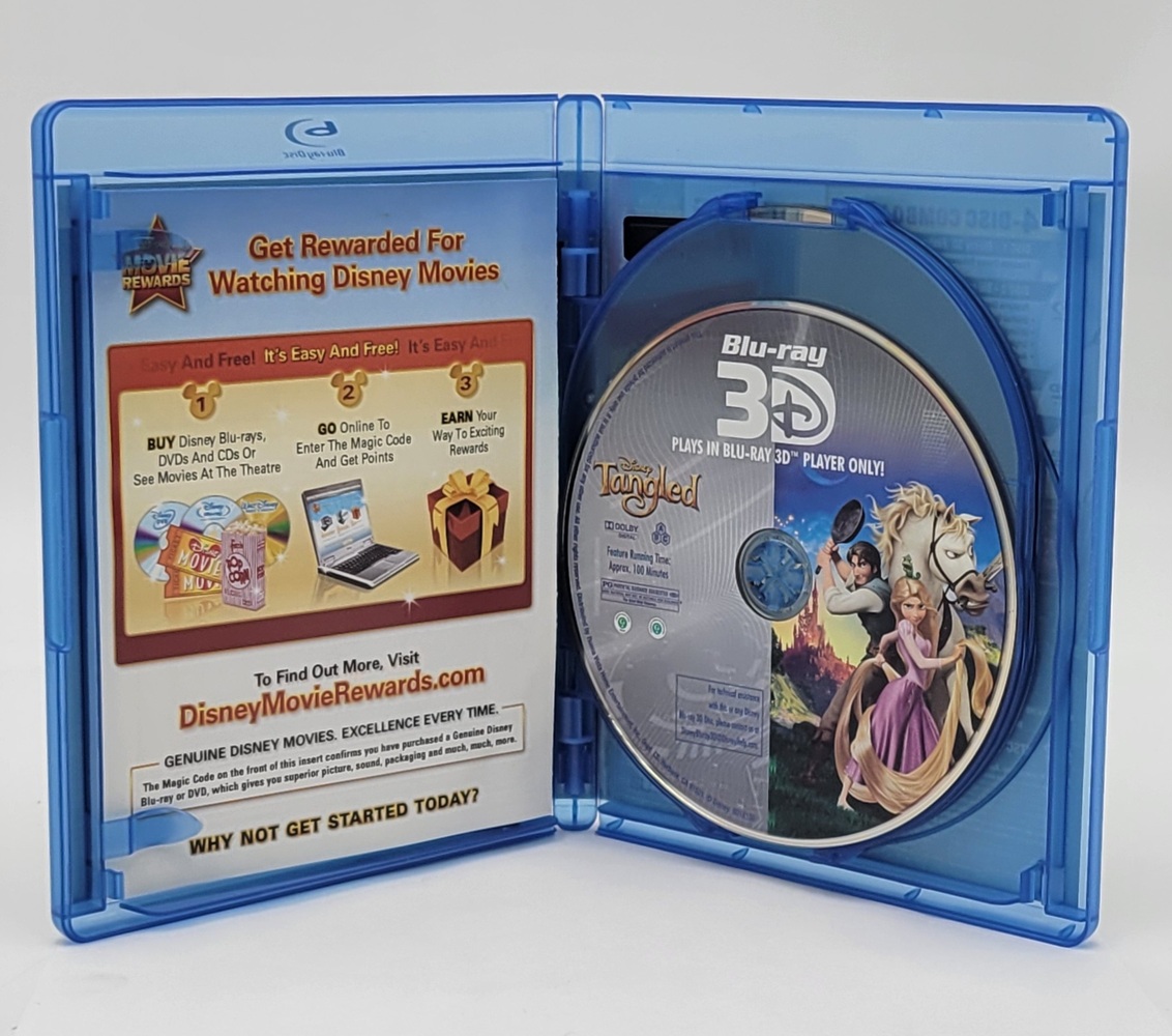 Disney Movie Rewards Tangled 3-D Lenticular Bluray Boxset | Avenue