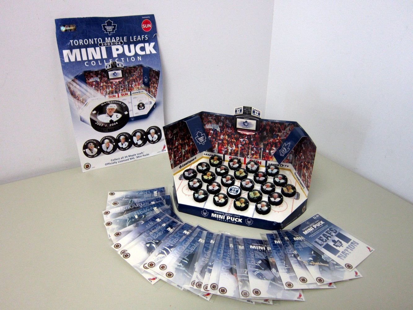 NHL Toronto Maple Leaf 2003/04 Mini Puck Collection Complete Set