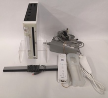 NINTENDO Wii Game Console RVL-001 (USA)- White