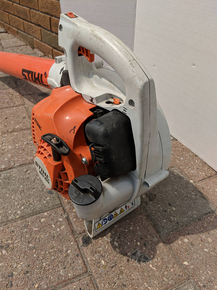 STIHL BG 50 gasolinepowered handheld blower Avenue Shop Swap & Sell